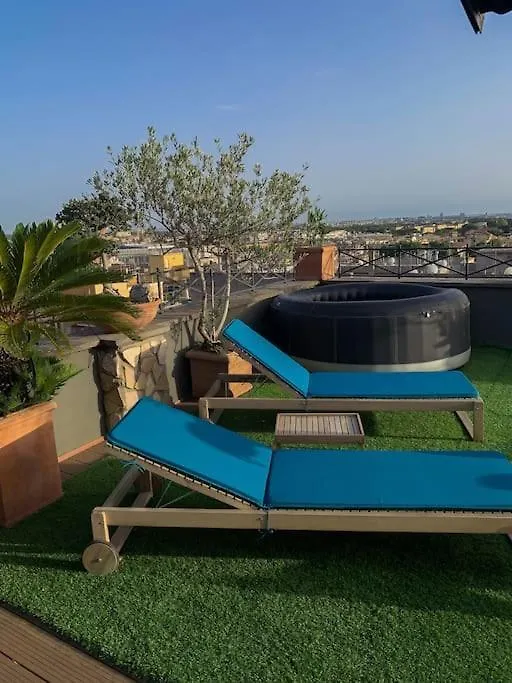 로마 Spectacular And Cozy Loft W/Terrace, Near Termini 아파트